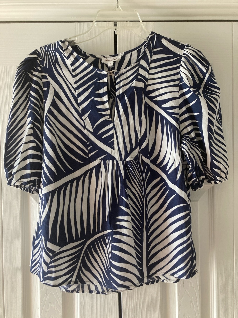 Panama Jack short sleeve top Sz Medium